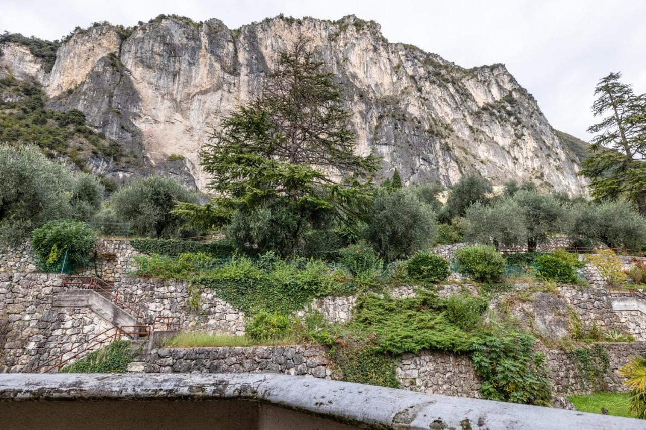 La Terrazza Di Vincent Sul Garda Apartment